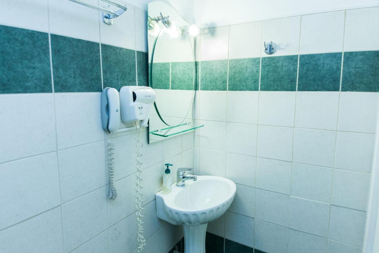 Silver Hotel Athens Double Room With Balcony מראה חיצוני תמונה